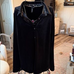 Chic Black Velvet Shirt